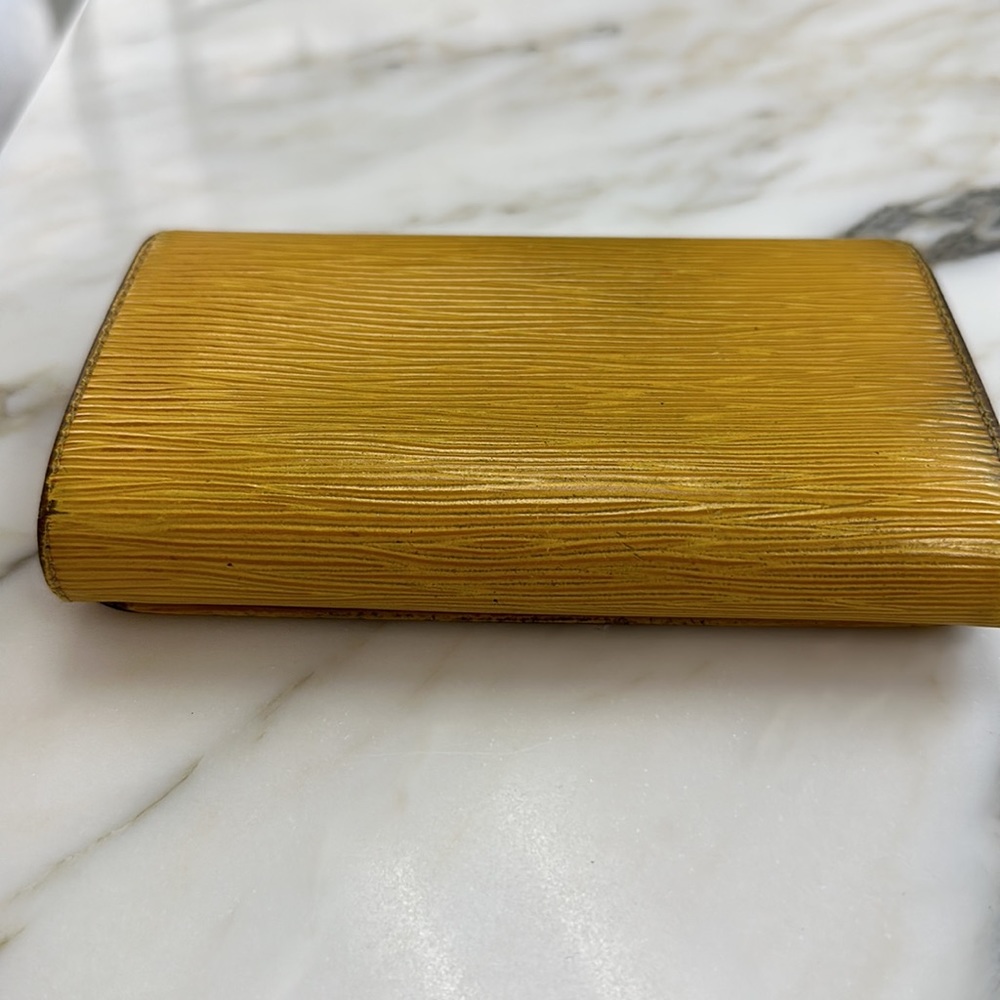 LOUIS VUITTON - Yellow Epi Leather Wallet